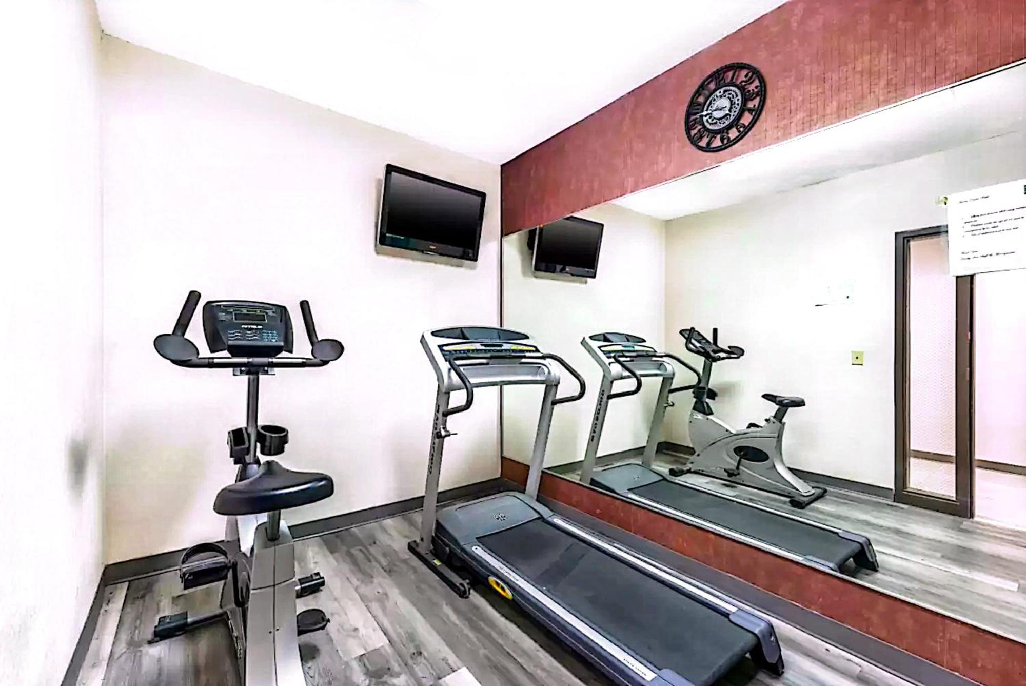 מנהטן Quality Inn & Suites מראה חיצוני תמונה