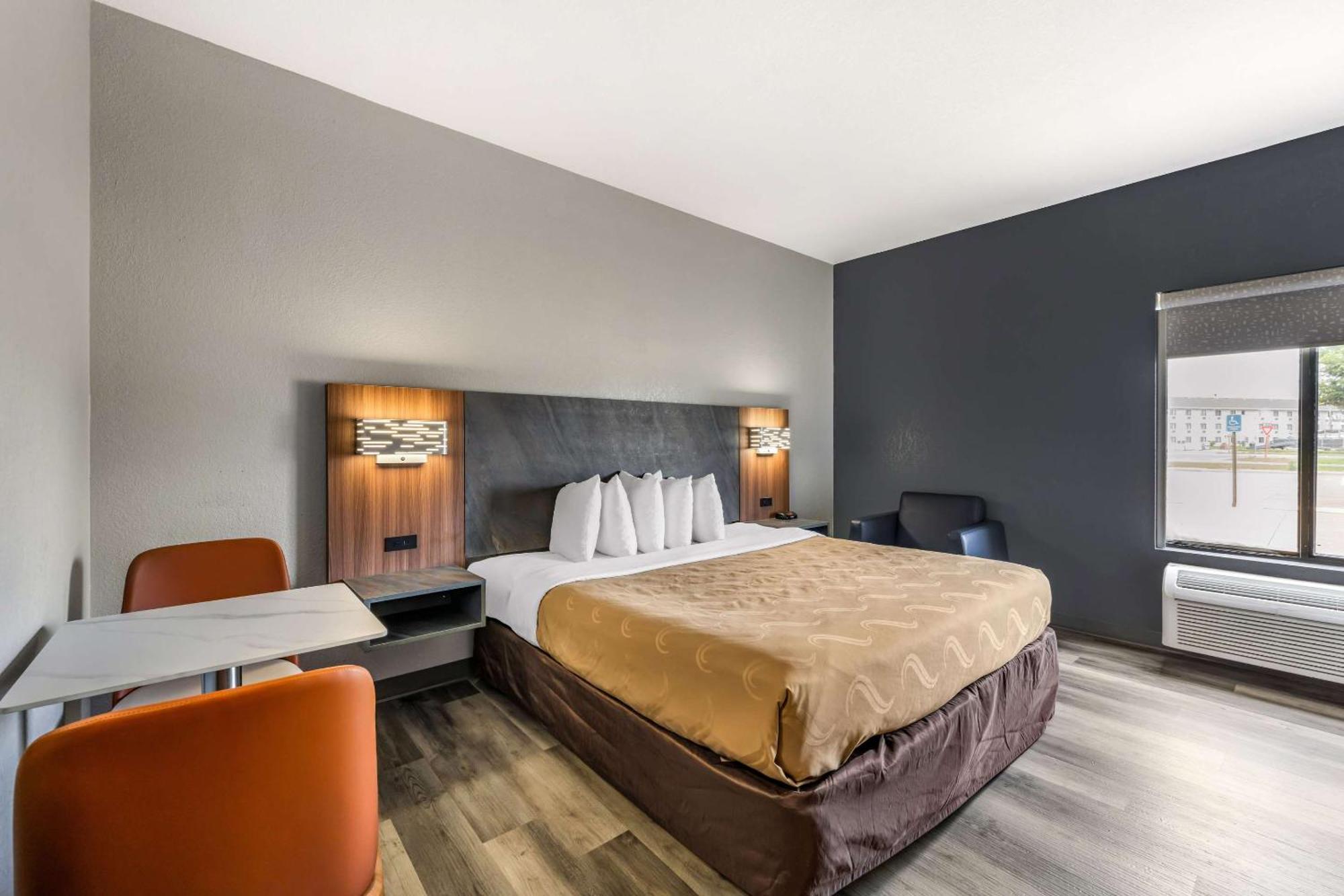 מנהטן Quality Inn & Suites מראה חיצוני תמונה