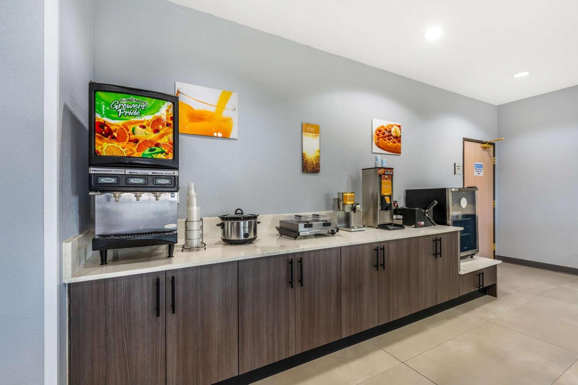 מנהטן Quality Inn & Suites מראה חיצוני תמונה