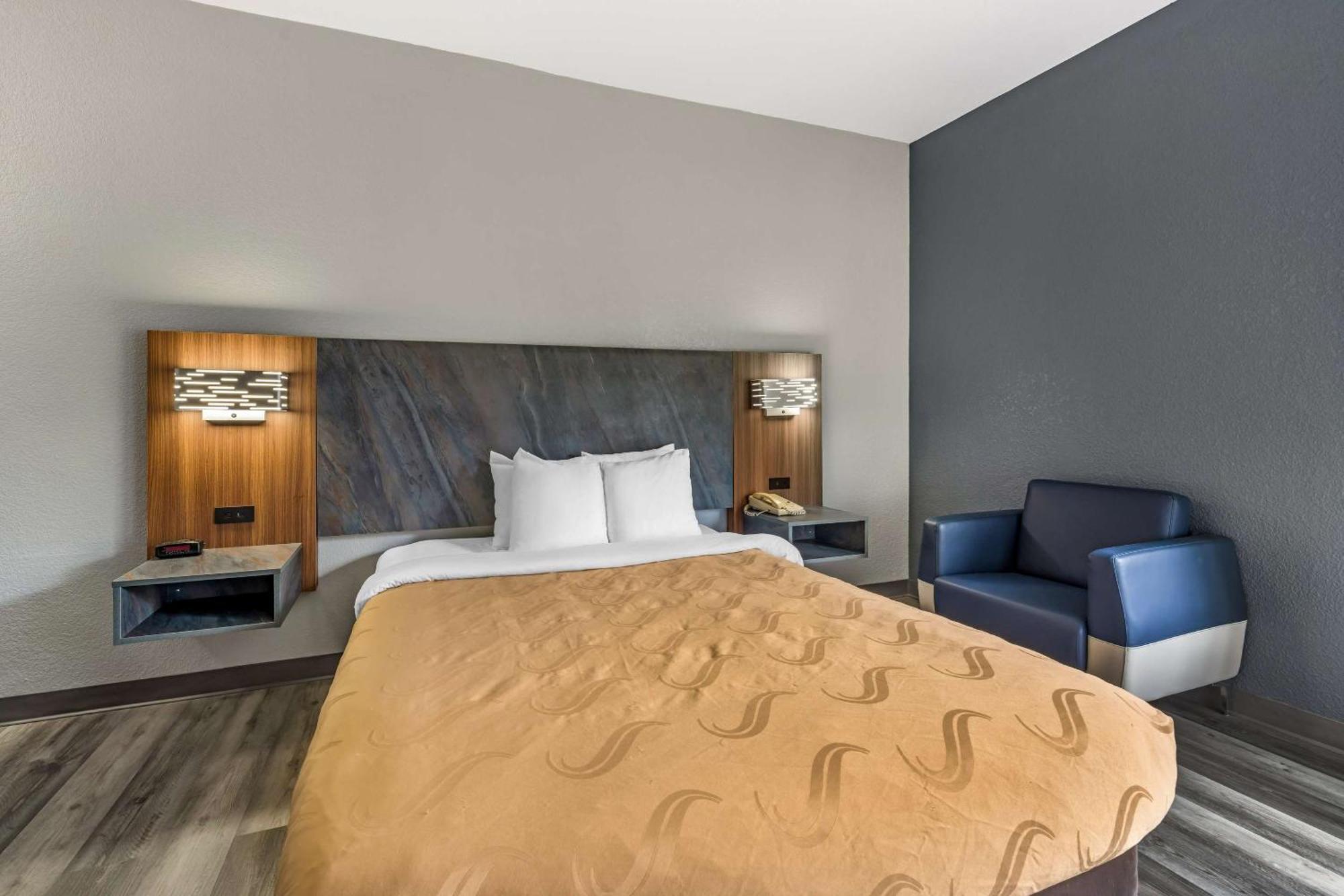 מנהטן Quality Inn & Suites מראה חיצוני תמונה